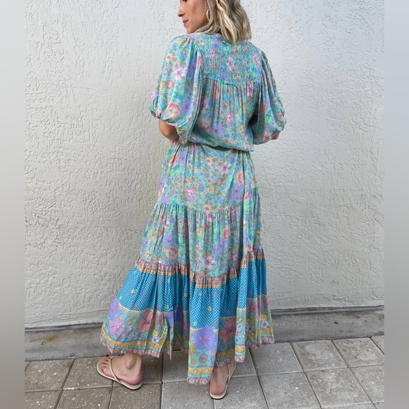 Spell hibiscus lane button through gown- lagoon NWT - Picture 4 of 10